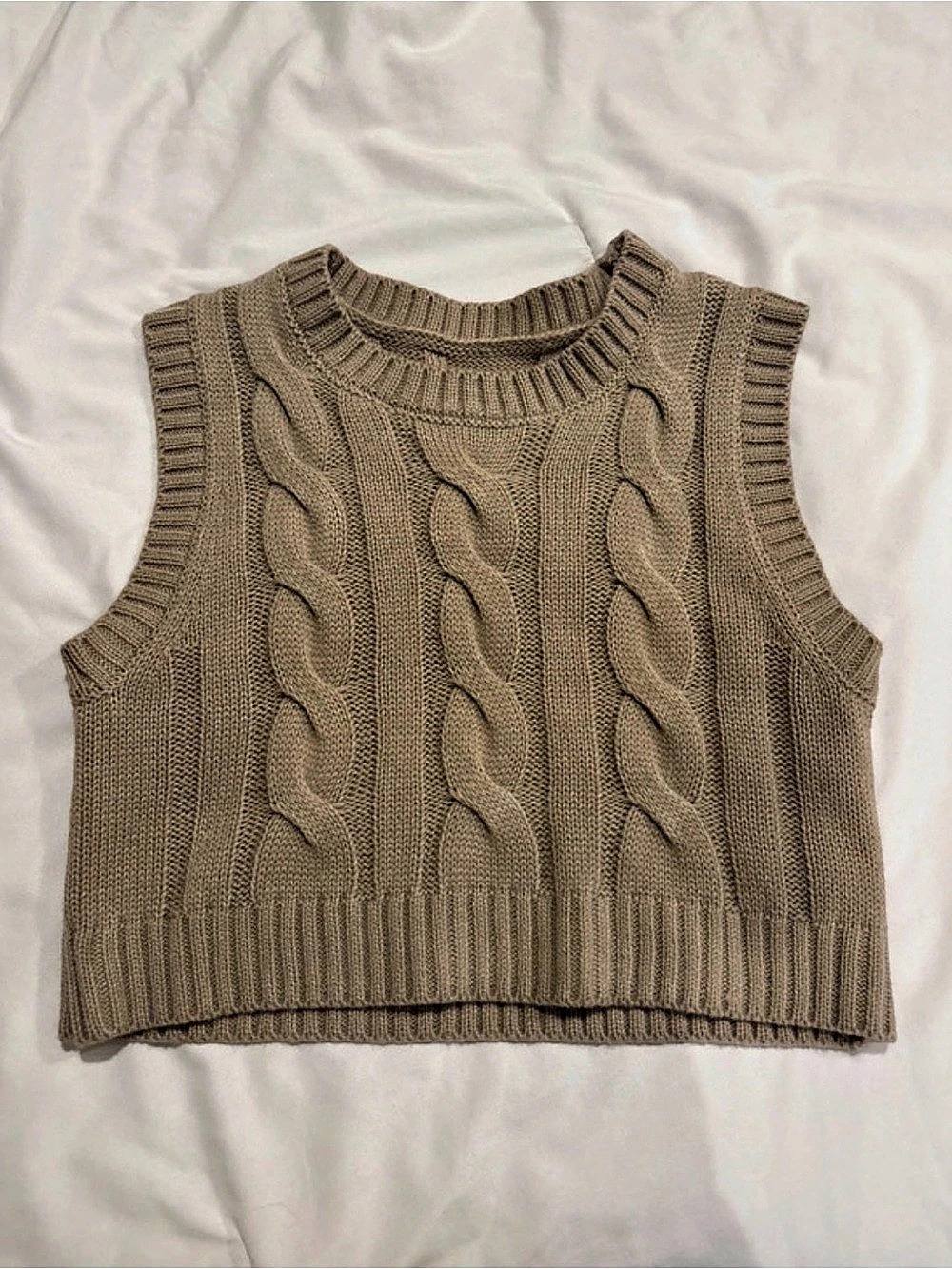 SHEIN Cable Knit Sweater Vest Brown Small (4) Like New